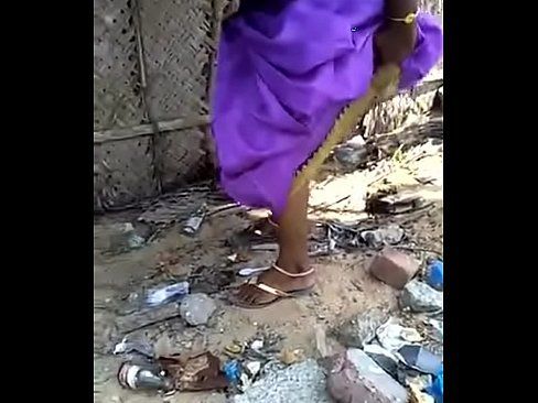 Supernova reccomend indian aunty peeing