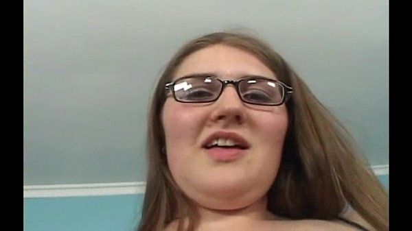 Officer reccomend Fat chick with glasses get cumshot