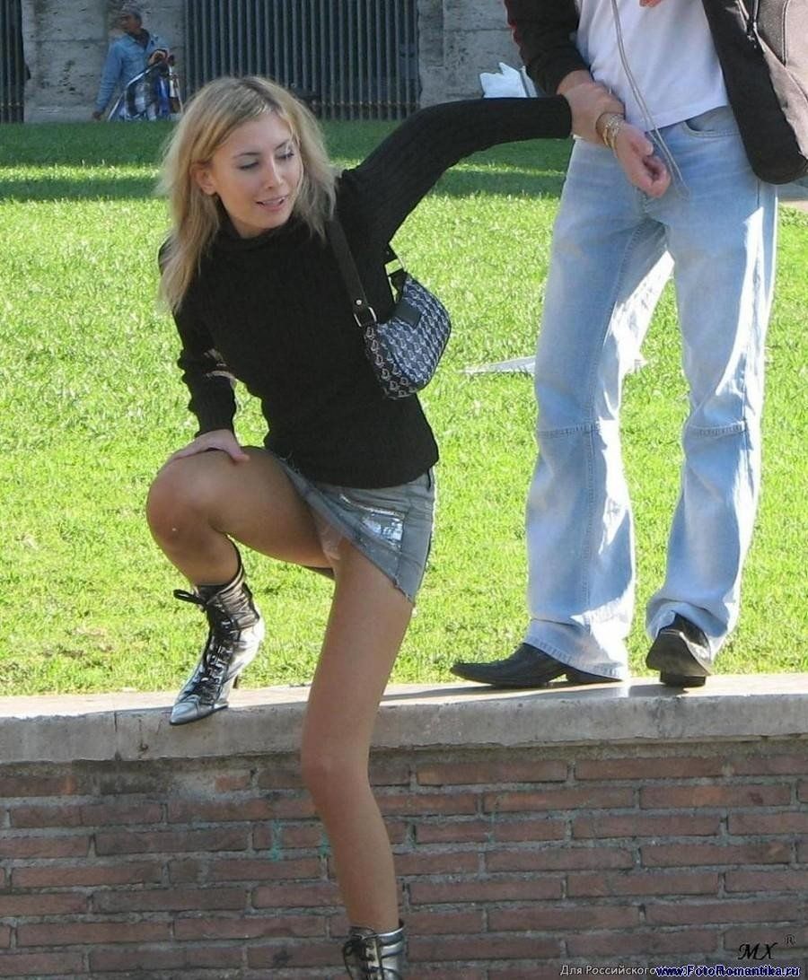 public upskirt pussy oops porn photo