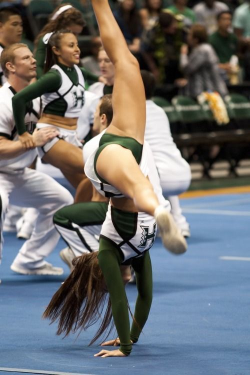 Cosmos reccomend College cheer upskirt