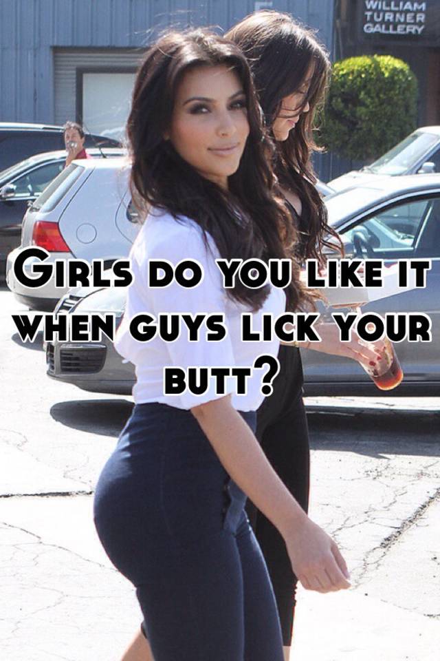 Girls who love to lick