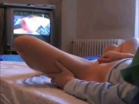 amateur female masturbation video clip