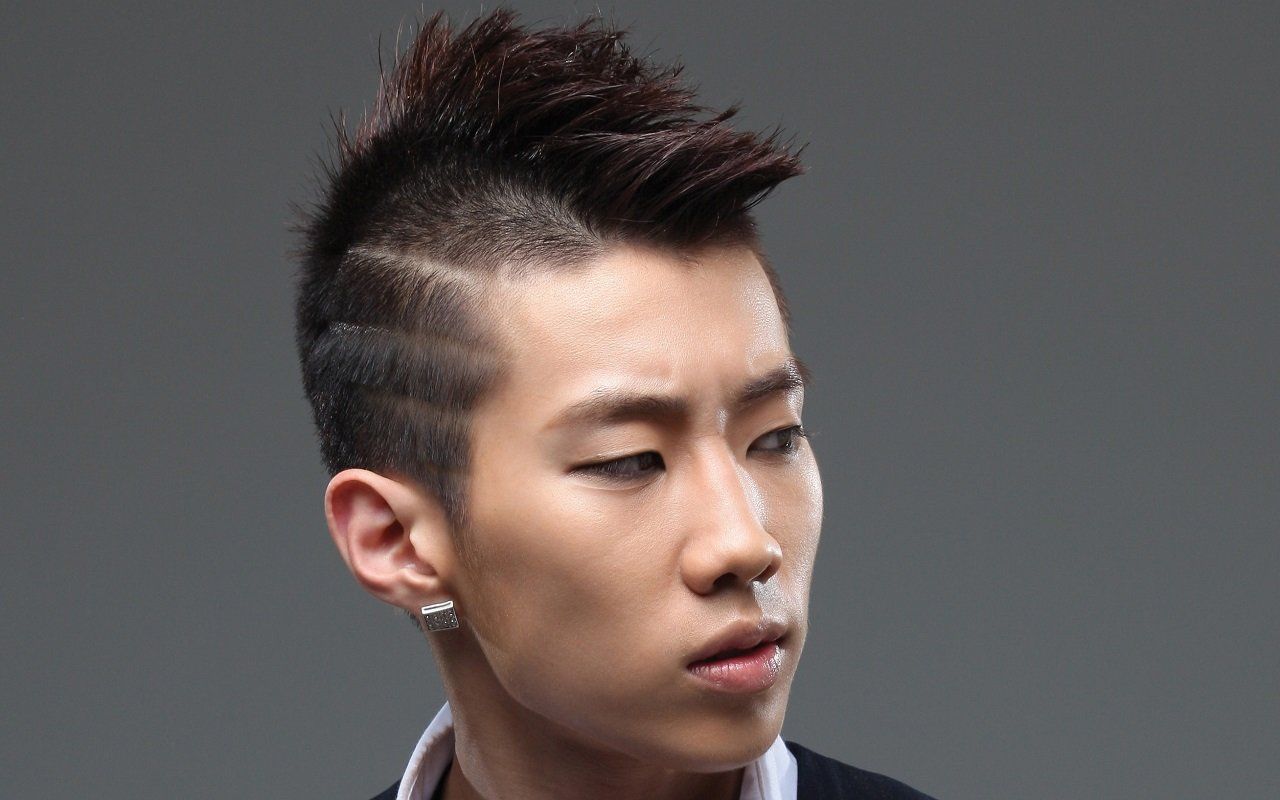 Louis-Vuitton reccomend Asian male haircut