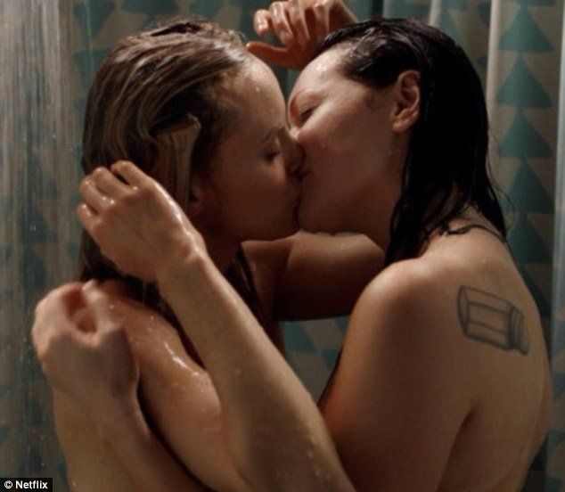 Erotic movie with lesbien love
