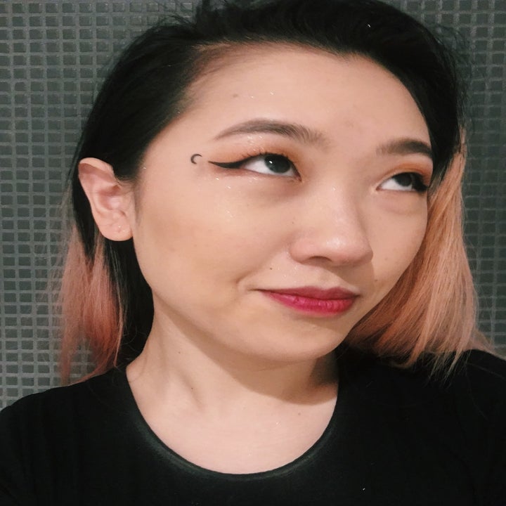 Snow W. reccomend girls lose bets eyebrows dyed