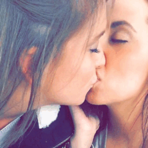 best of Makeout lesbian tongue